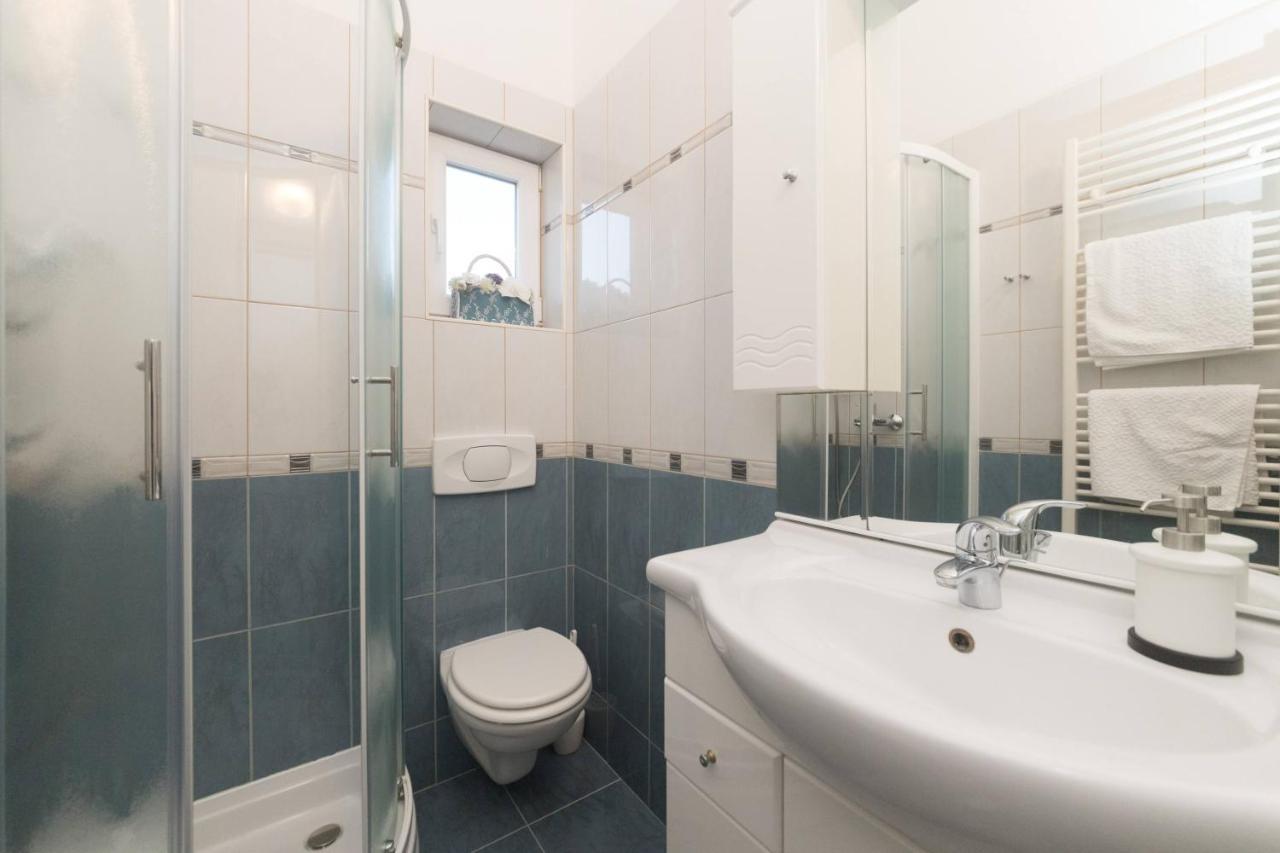Apartmani Lenka Углян Экстерьер фото